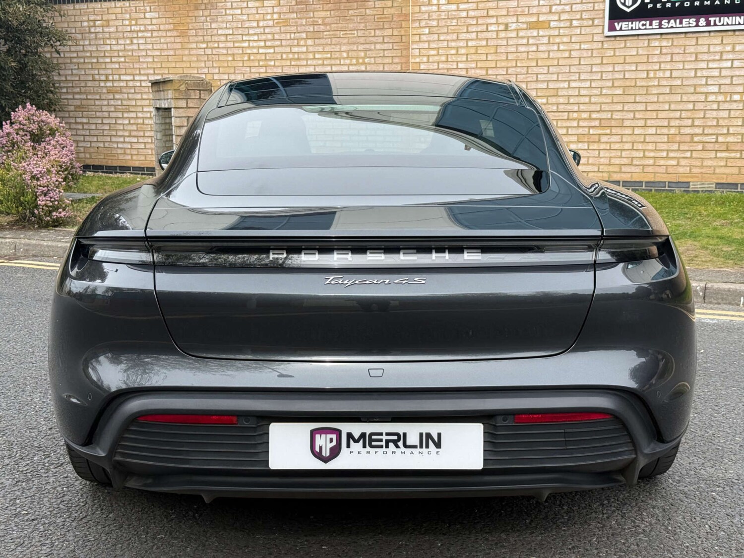 Used Porsche Taycan 2020 for sale - 78210424: Photo 13