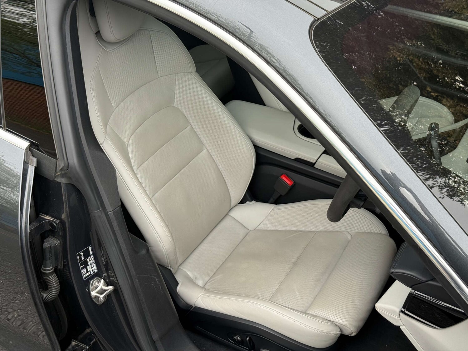 Used Porsche Taycan 2020 for sale - 78210424: Photo 39