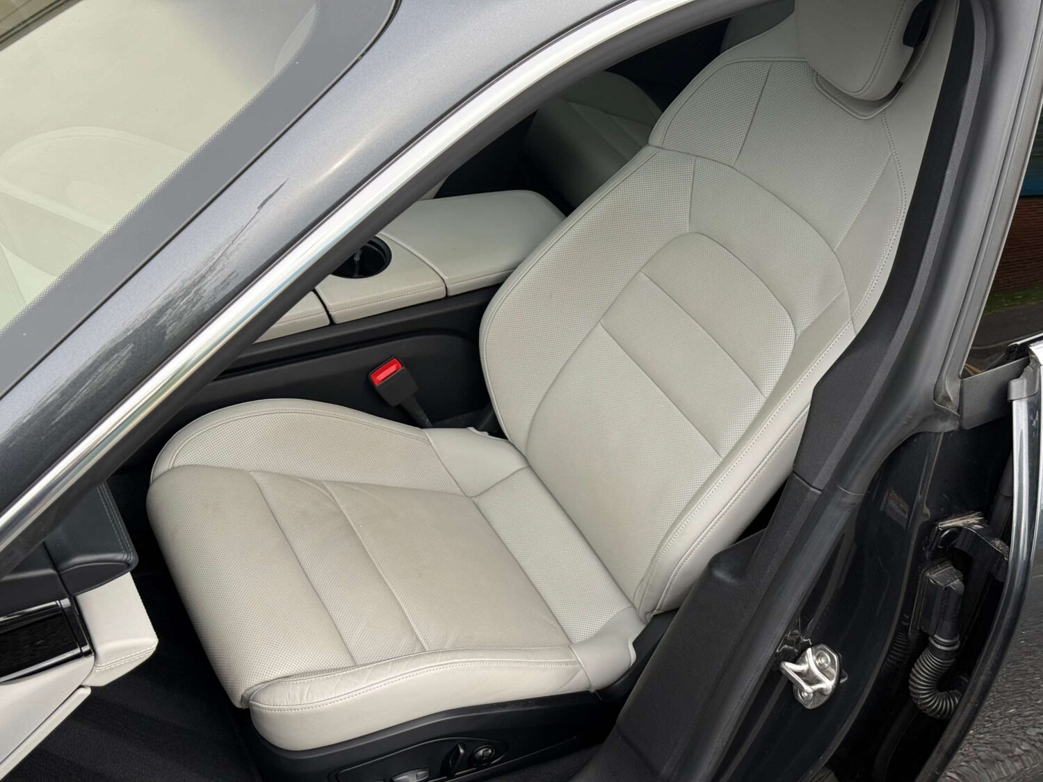 Used Porsche Taycan 2020 for sale - 78210424: Photo 42