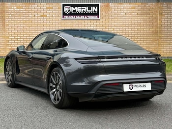 Used Porsche Taycan 2020 for sale - 78210424: Photo