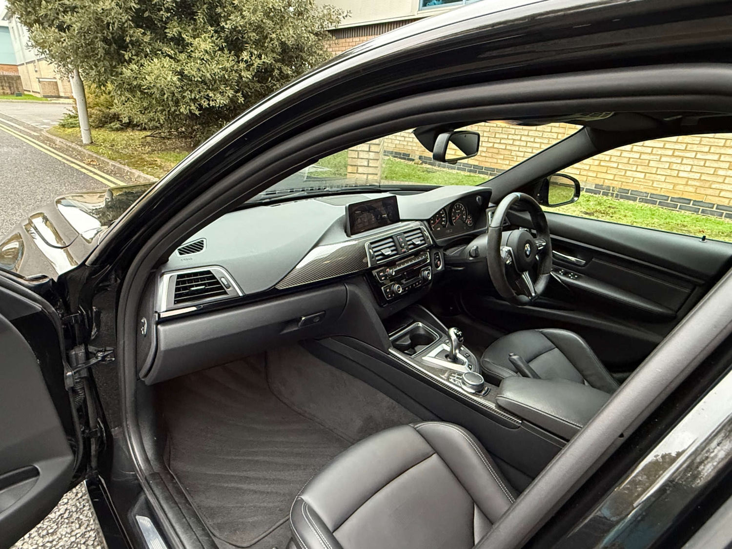 Used BMW M3 2017 for sale - 76551740: Photo 2