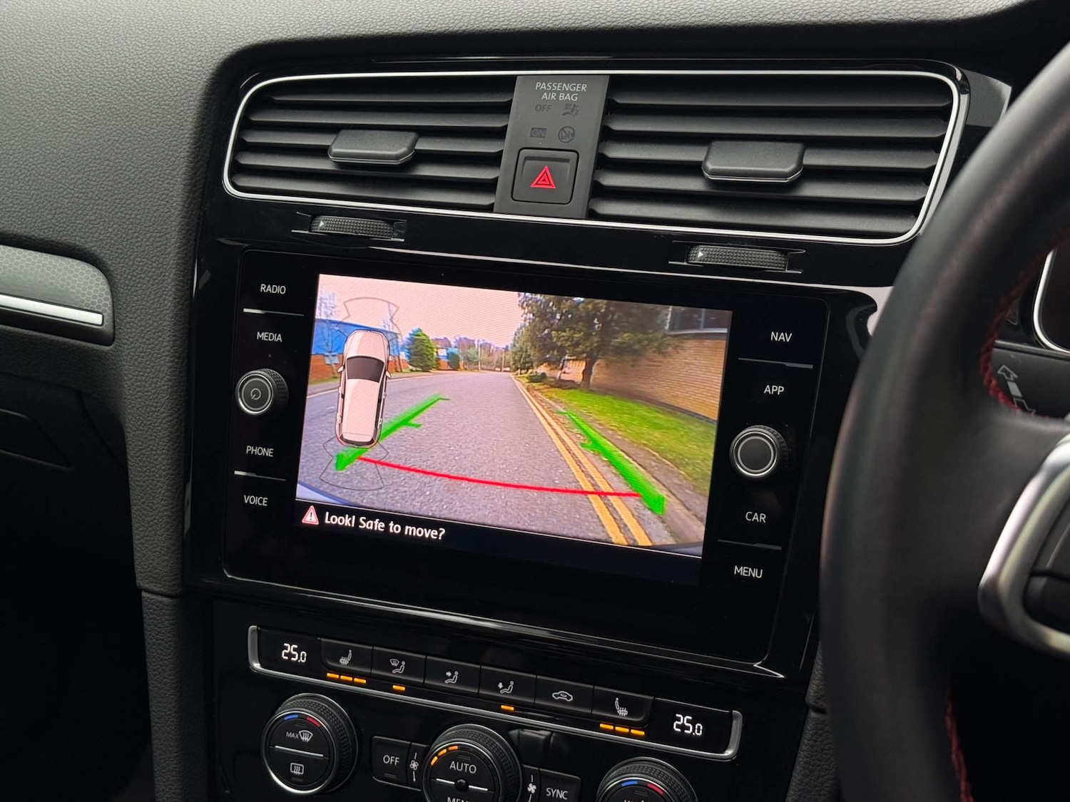 Used Volkswagen Golf 2019 for sale - 77916377: Photo 30