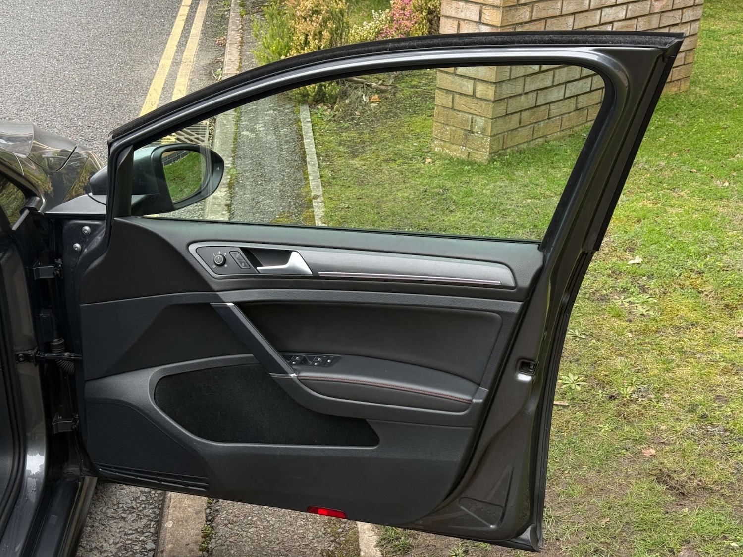 Used Volkswagen Golf 2019 for sale - 77916377: Photo 51