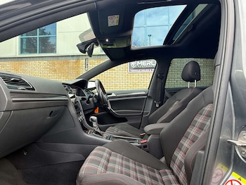 Used Volkswagen Golf 2017 for sale - 77315529: Photo