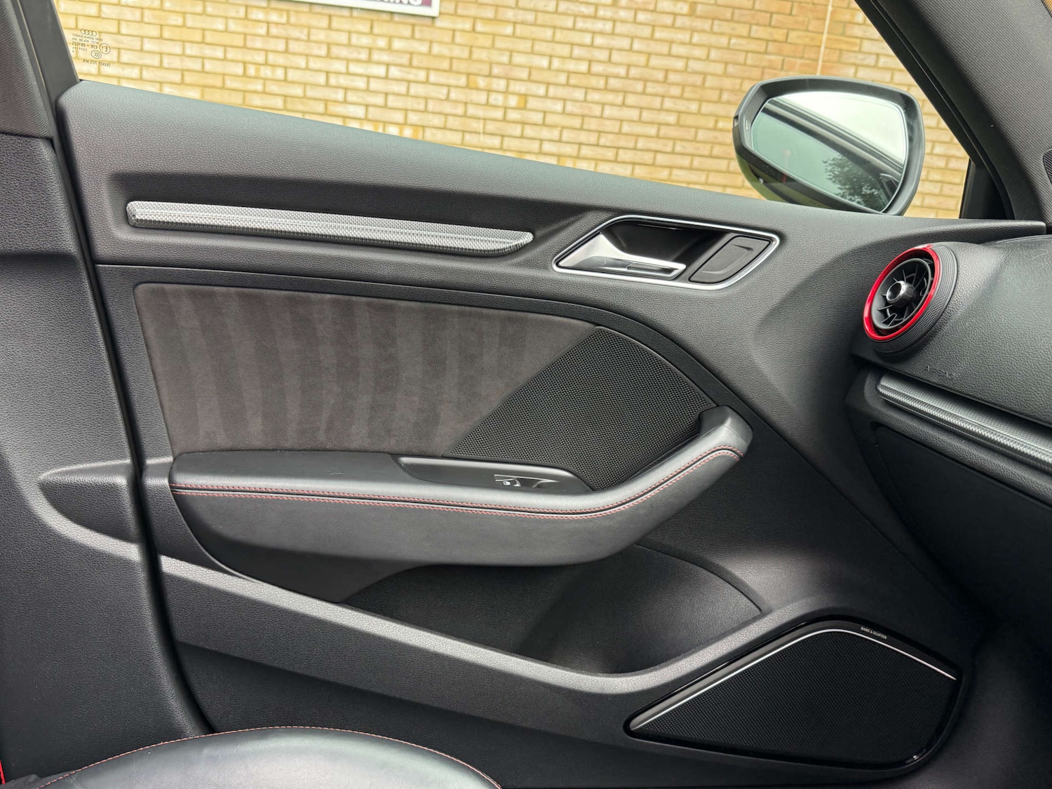 Used Audi RS3 2018 for sale - 76589710: Photo 46