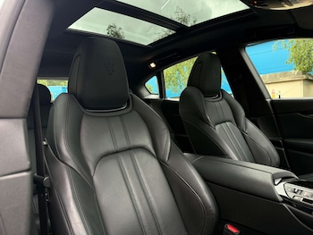 Used Maserati Levante 2023 for sale - 78610104: Photo