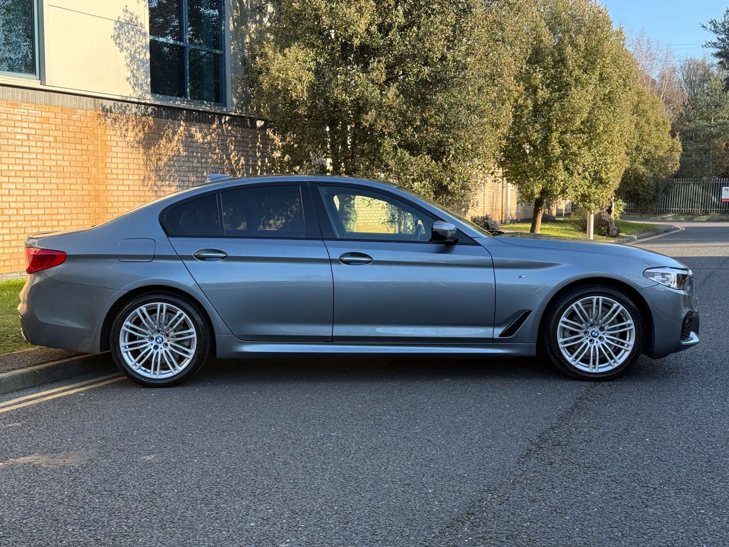 Used BMW 5 Series 2017 for sale - 77729019: Photo 10