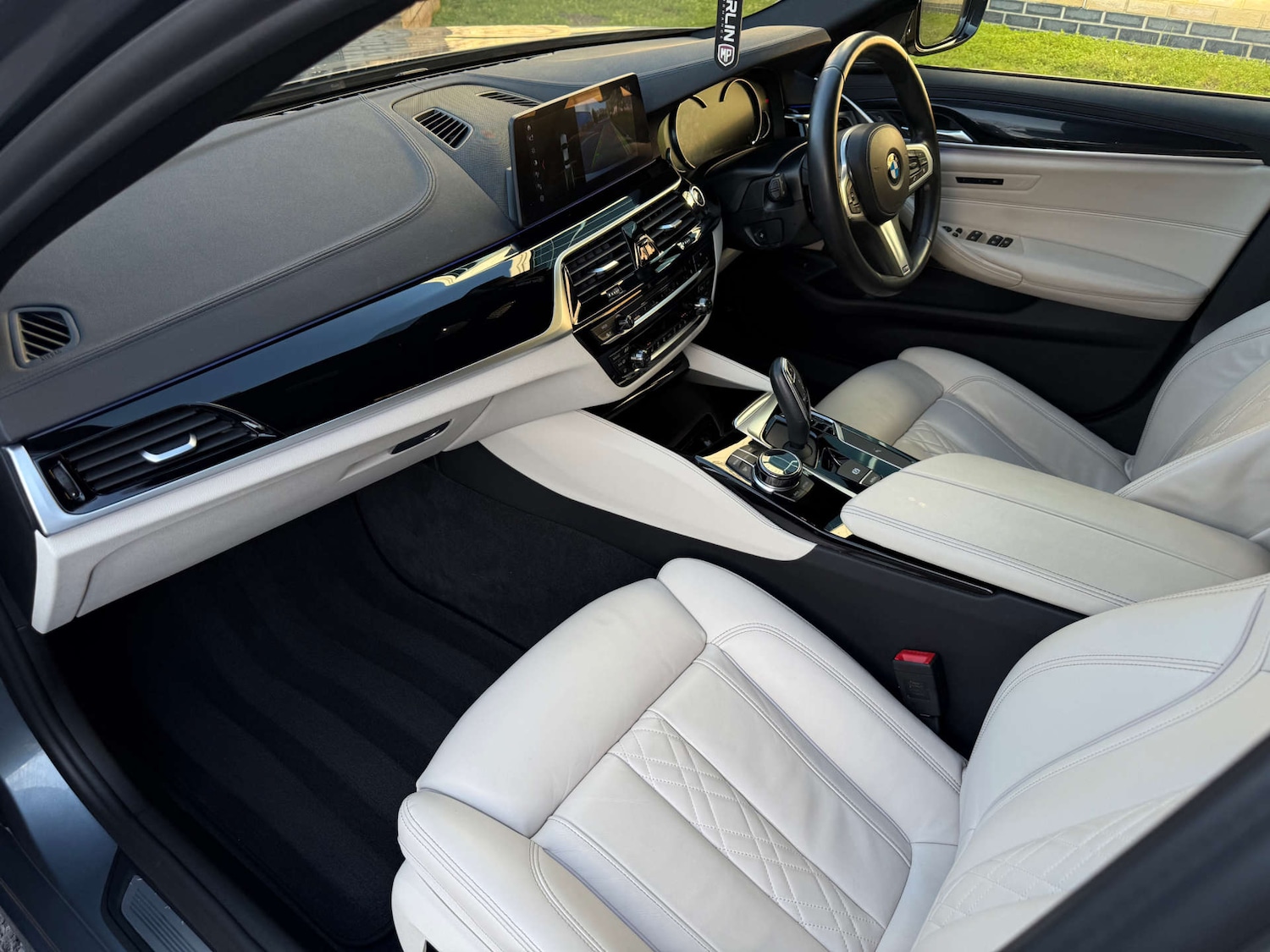 Used BMW 5 Series 2017 for sale - 77729019: Photo 31