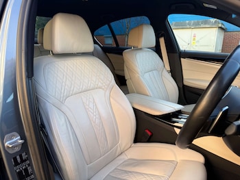 Used BMW 5 Series 2017 for sale - 77729019: Photo