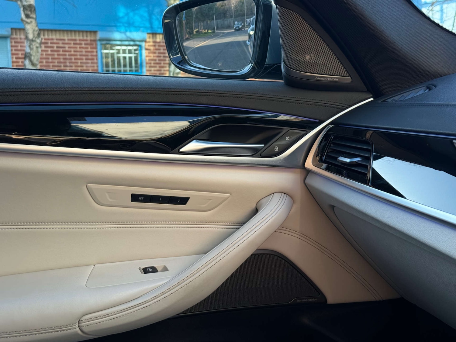 Used BMW 5 Series 2017 for sale - 77729019: Photo 44