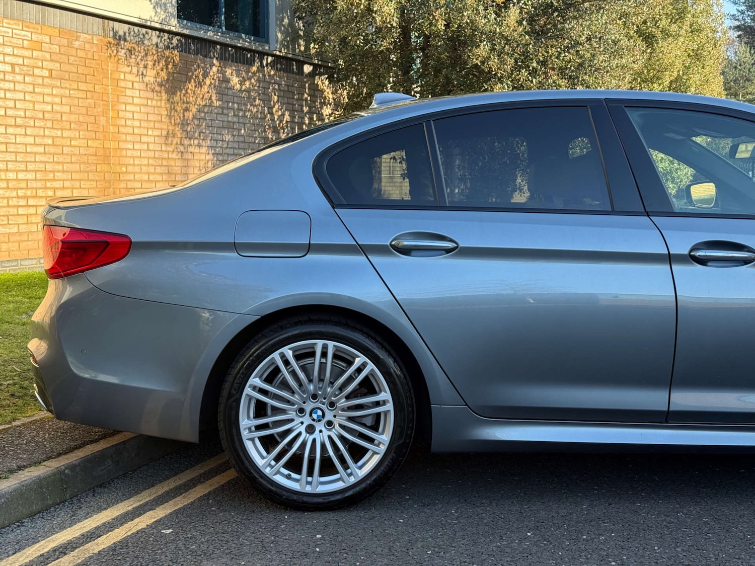 Used BMW 5 Series 2017 for sale - 77729019: Photo 8