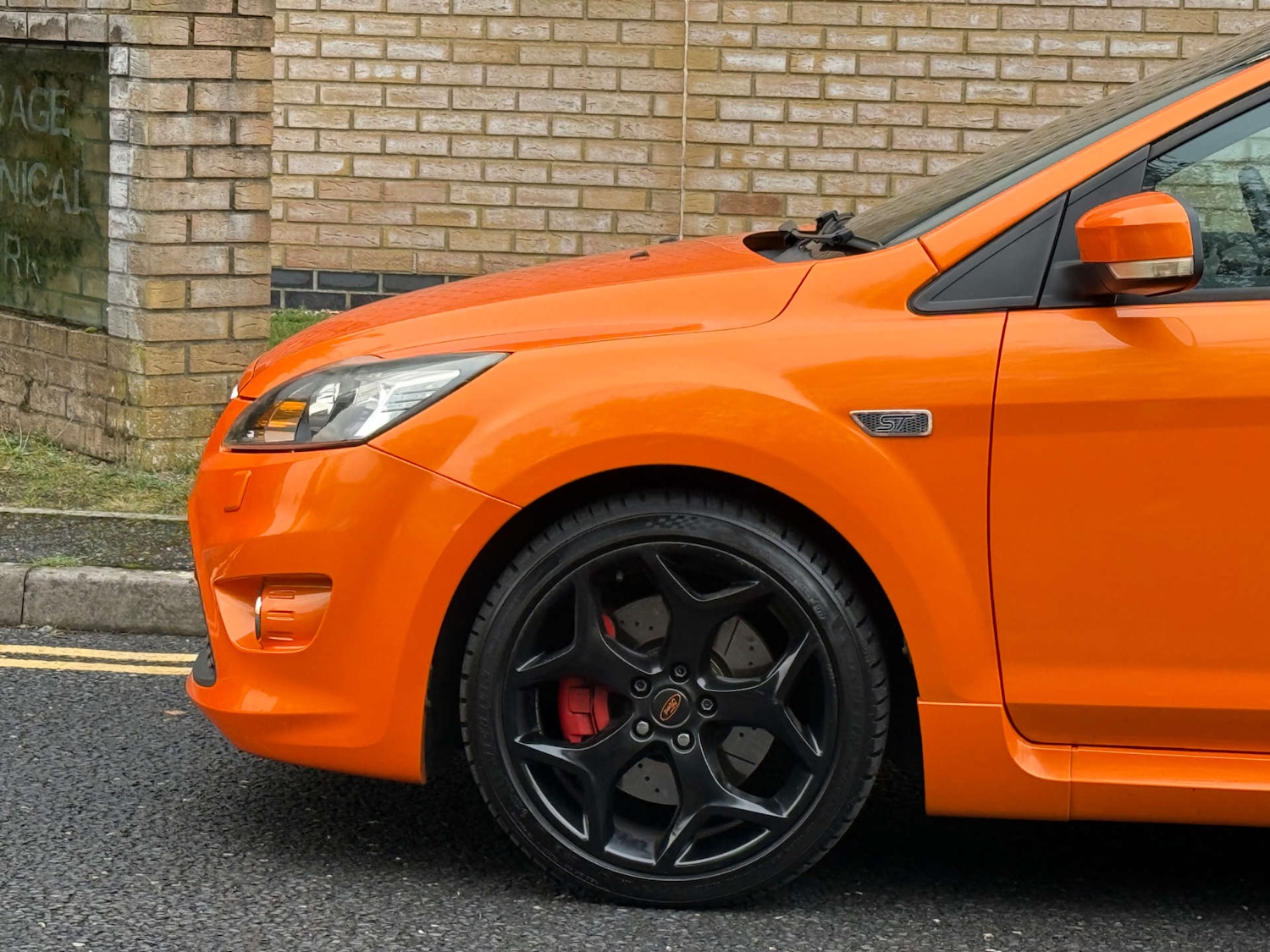 Used Ford Focus 2010 for sale - 76495829: Photo 15