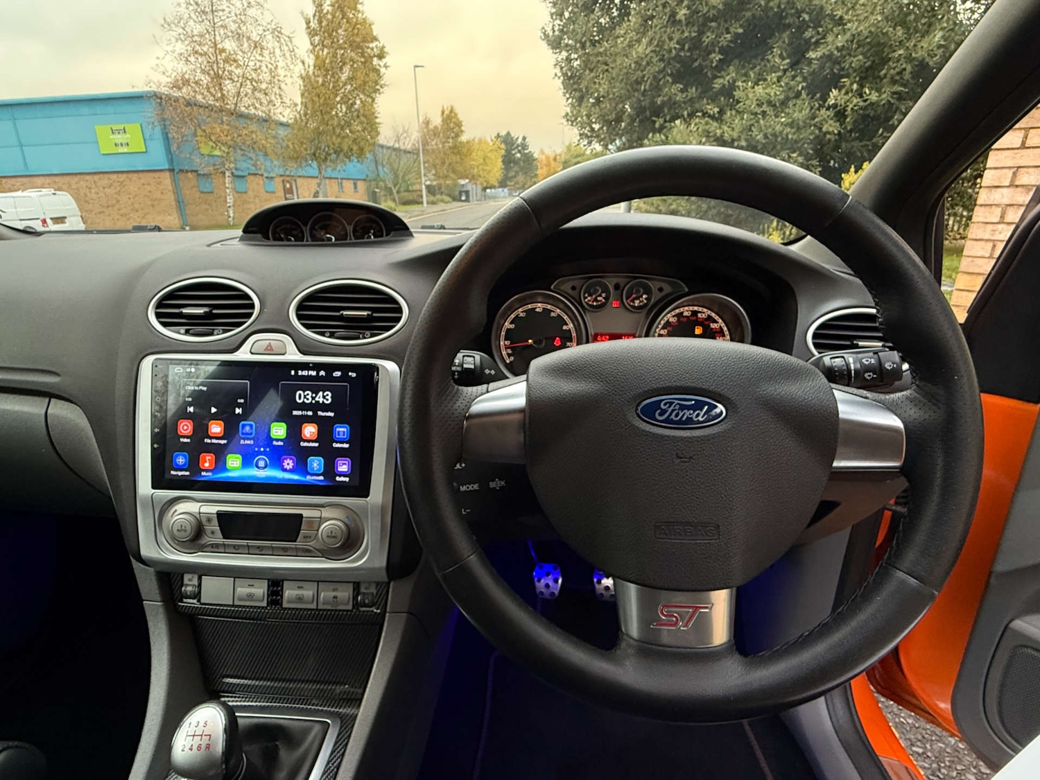 Used Ford Focus 2010 for sale - 76495829: Photo 23