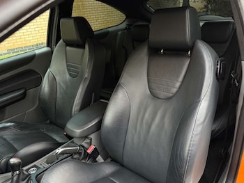 Used Ford Focus 2010 for sale - 76495829: Photo