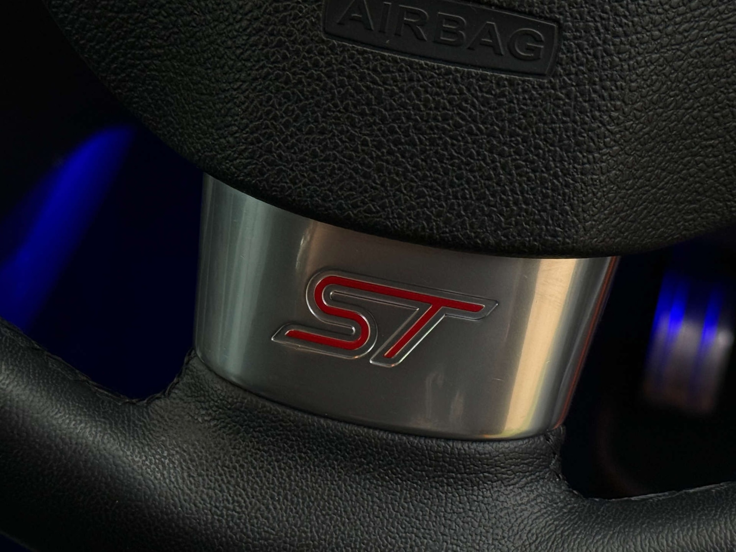 Used Ford Focus 2010 for sale - 76495829: Photo 42