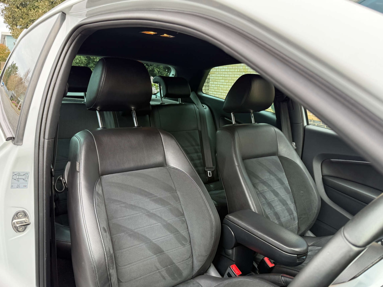 Used Volkswagen Polo 2016 for sale - 77872462: Photo 3