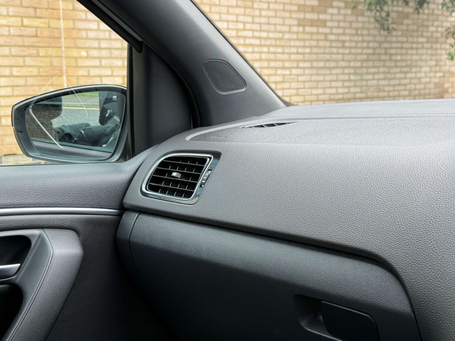 Used Volkswagen Polo 2016 for sale - 77872462: Photo 36