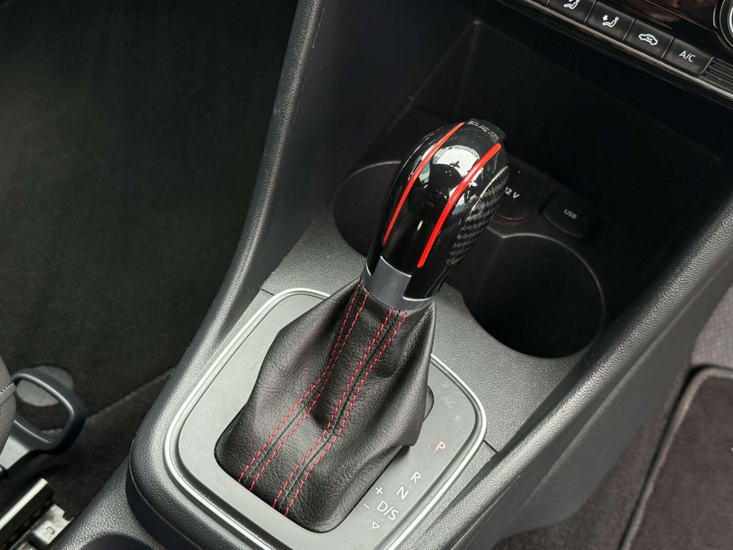 Used Volkswagen Polo 2016 for sale - 77872462: Photo 37