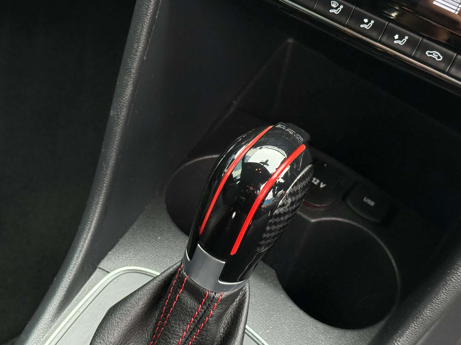 Used Volkswagen Polo 2016 for sale - 77872462: Photo 38