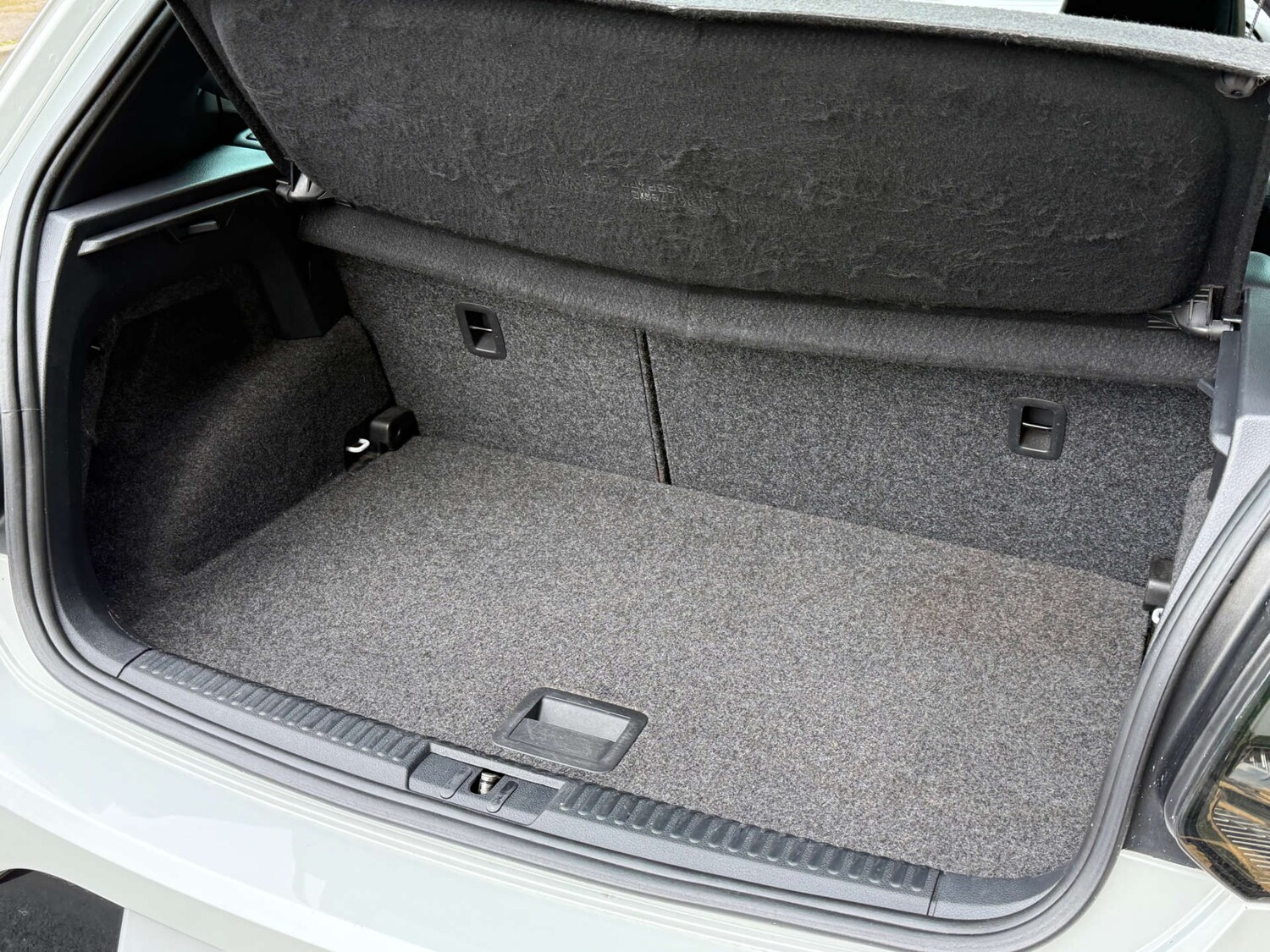 Used Volkswagen Polo 2016 for sale - 77872462: Photo 42