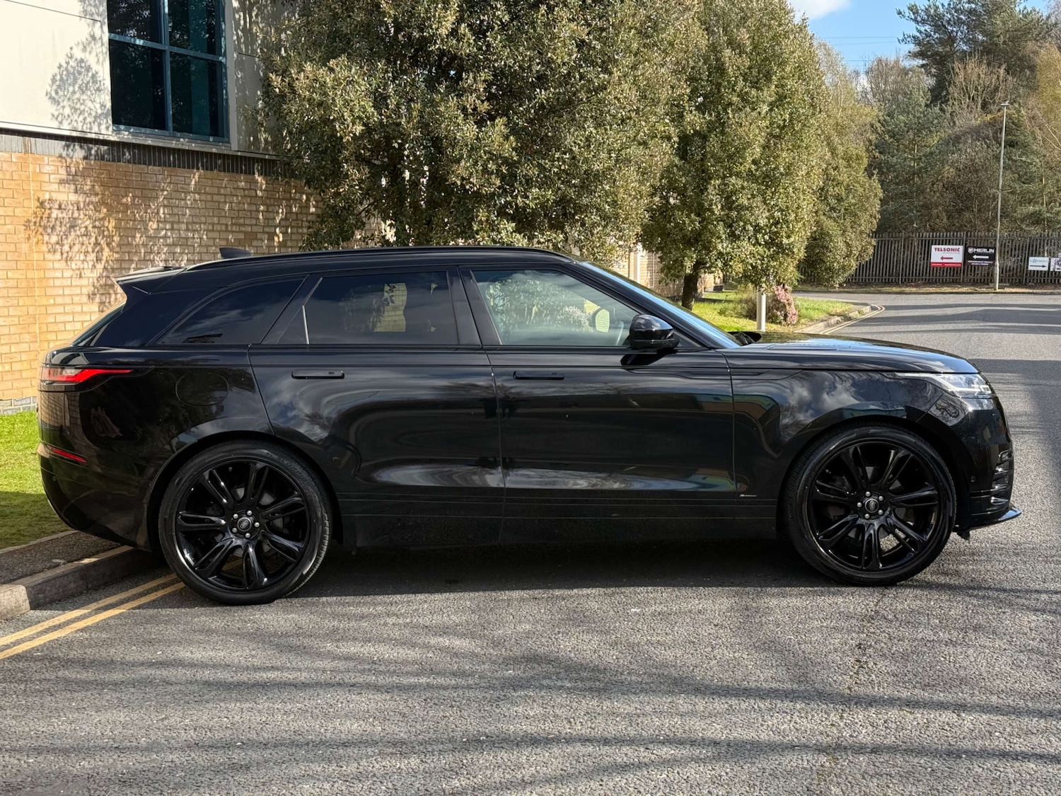 Used Land Rover Range Rover Velar 2019 for sale - 78133395: Photo 10