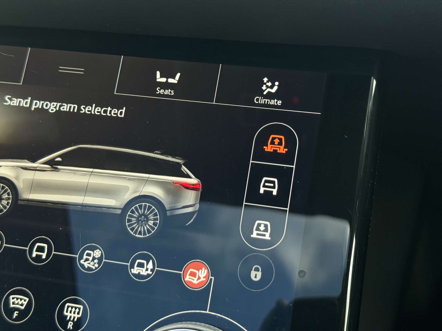 Used Land Rover Range Rover Velar 2019 for sale - 78133395: Photo 29