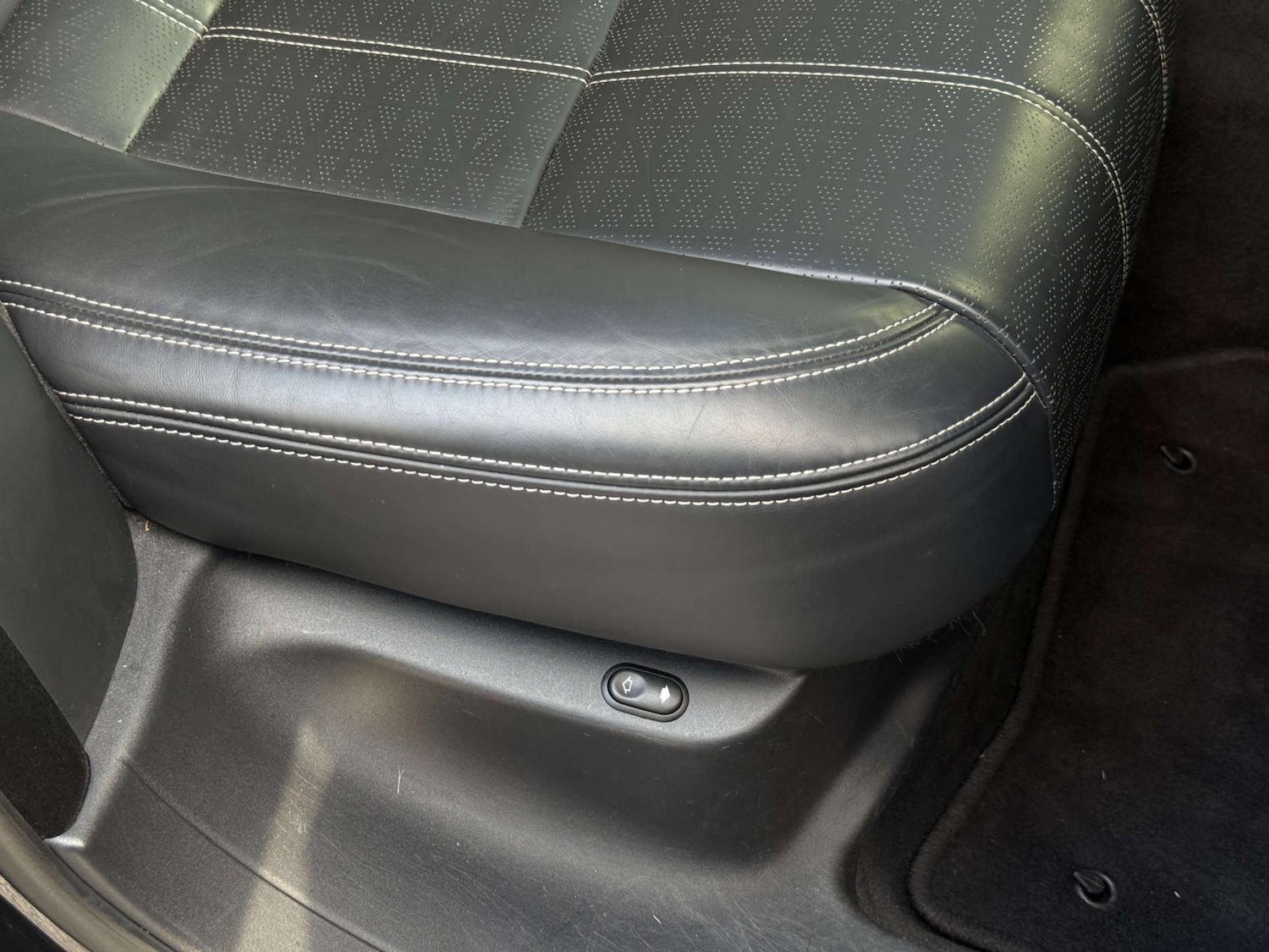 Used Land Rover Range Rover Velar 2019 for sale - 78133395: Photo 50