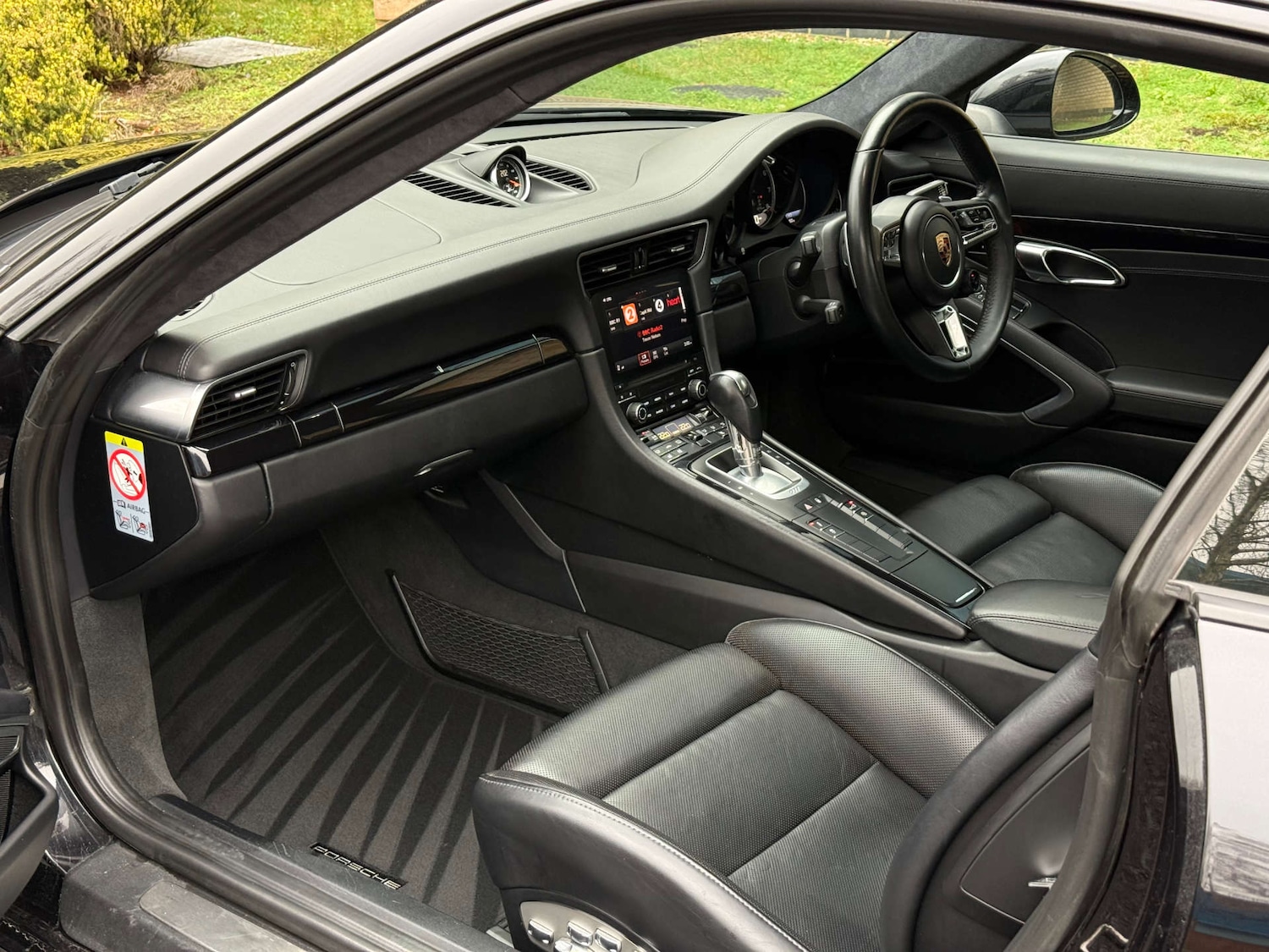 Used Porsche 911 2016 for sale - 76924746: Photo 2