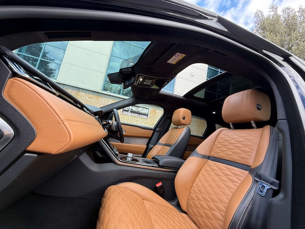 Used Land Rover Range Rover Velar 2019 for sale - 76209996: Photo 29