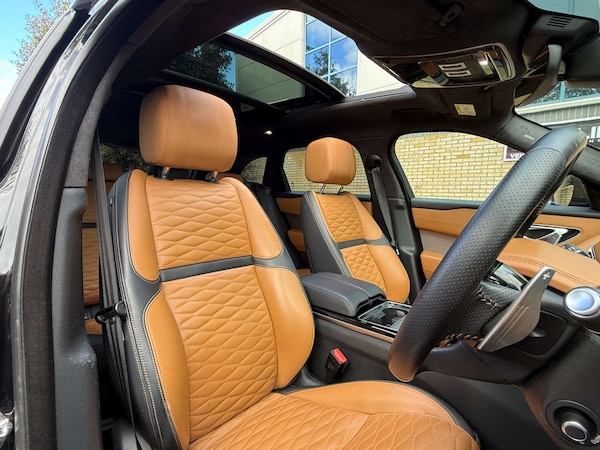 Used Land Rover Range Rover Velar 2019 for sale - 76209996: Photo 35