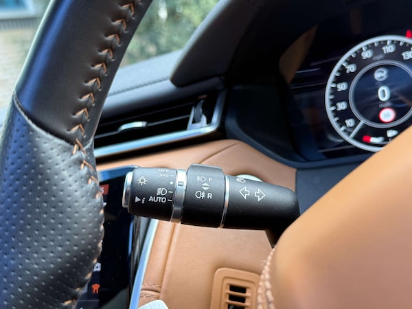 Used Land Rover Range Rover Velar 2019 for sale - 76209996: Photo 56