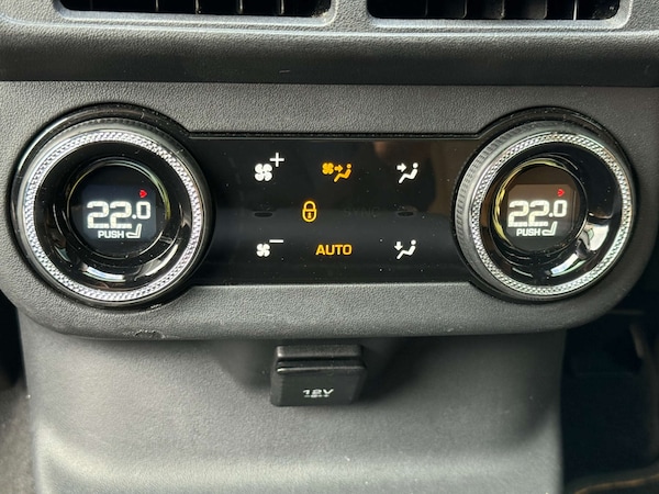 Used Land Rover Range Rover Velar 2019 for sale - 76209996: Photo 70