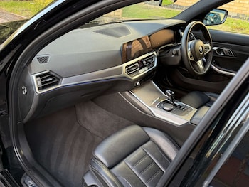 Used BMW 3 Series 2019 for sale - 76387492: Photo