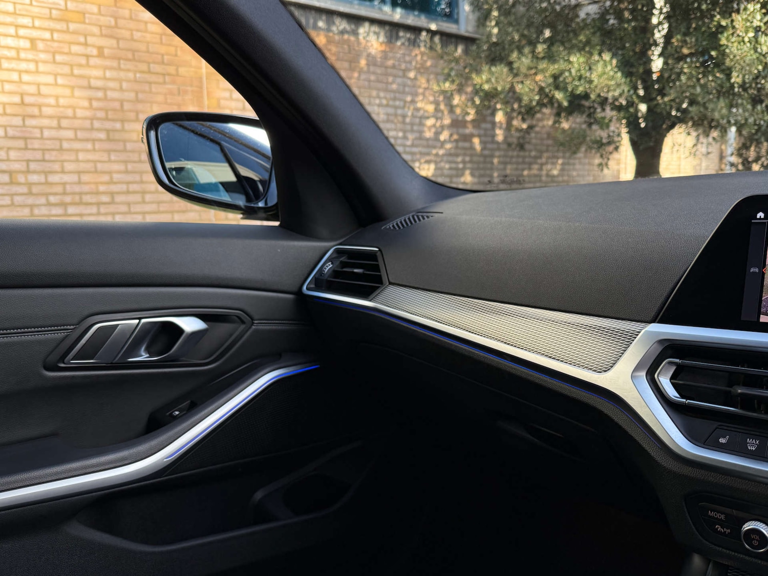 Used BMW 3 Series 2019 for sale - 76387492: Photo 37