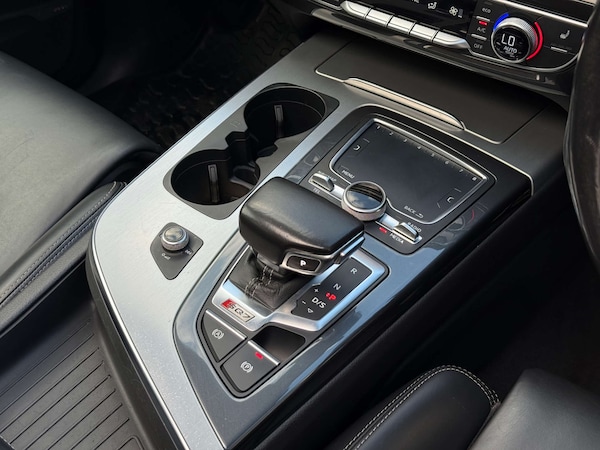 Used Audi Q7 2016 for sale - 76262643: Photo 35