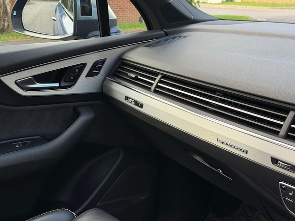 Used Audi Q7 2016 for sale - 76262643: Photo 51