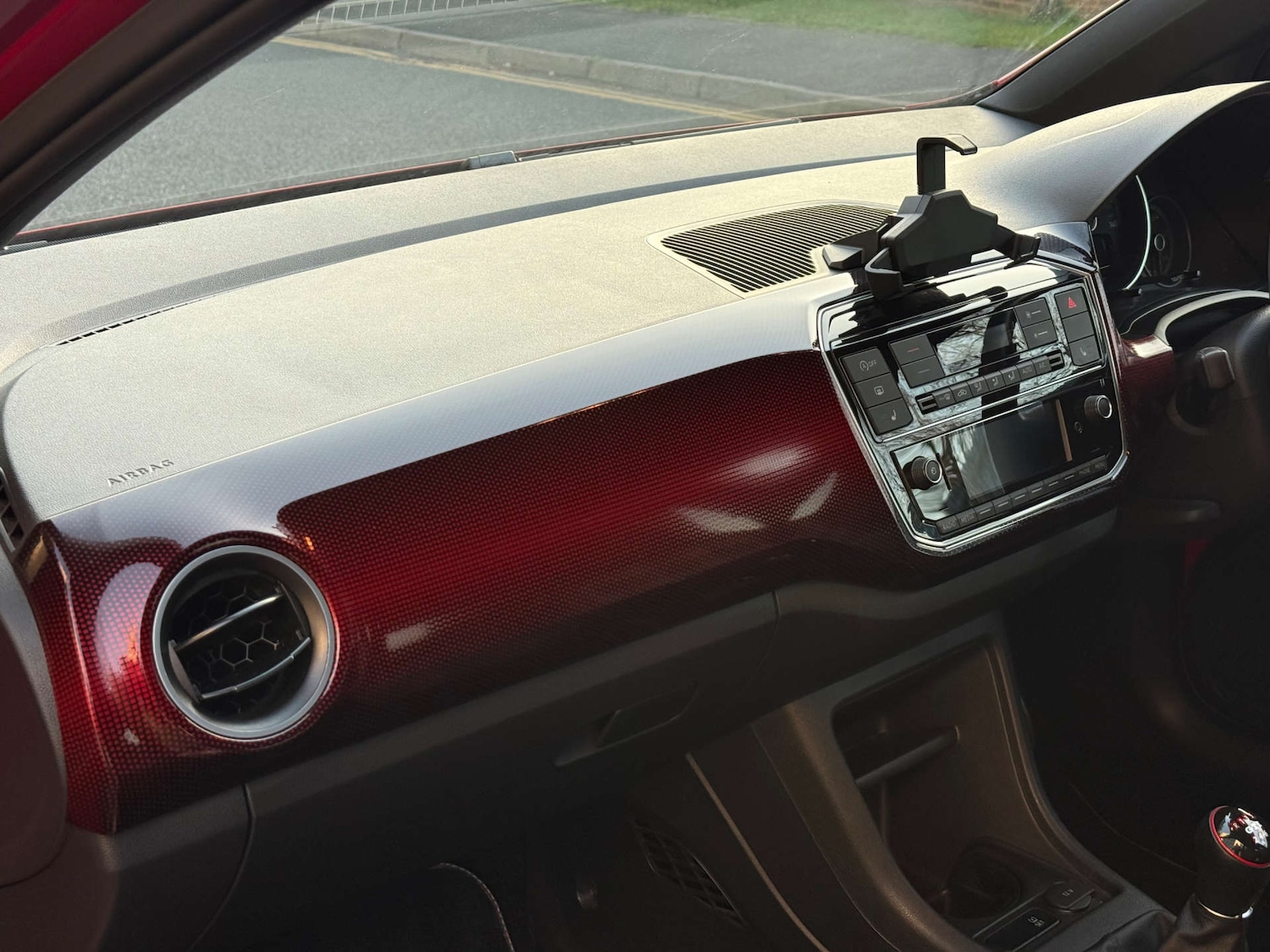 Used Volkswagen up! 2018 for sale - 77073385: Photo 27