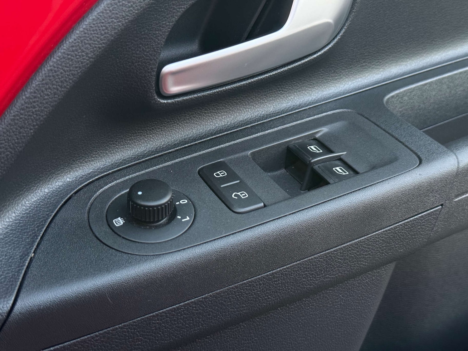 Used Volkswagen up! 2018 for sale - 77073385: Photo 36