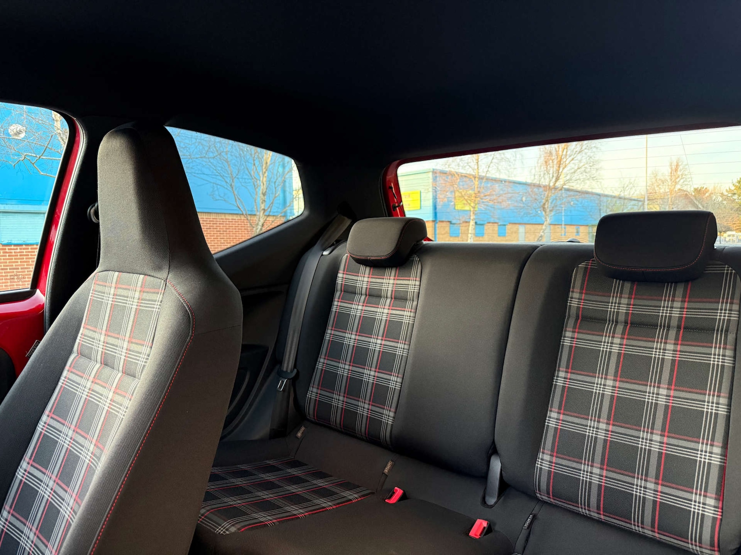 Used Volkswagen up! 2018 for sale - 77073385: Photo 38