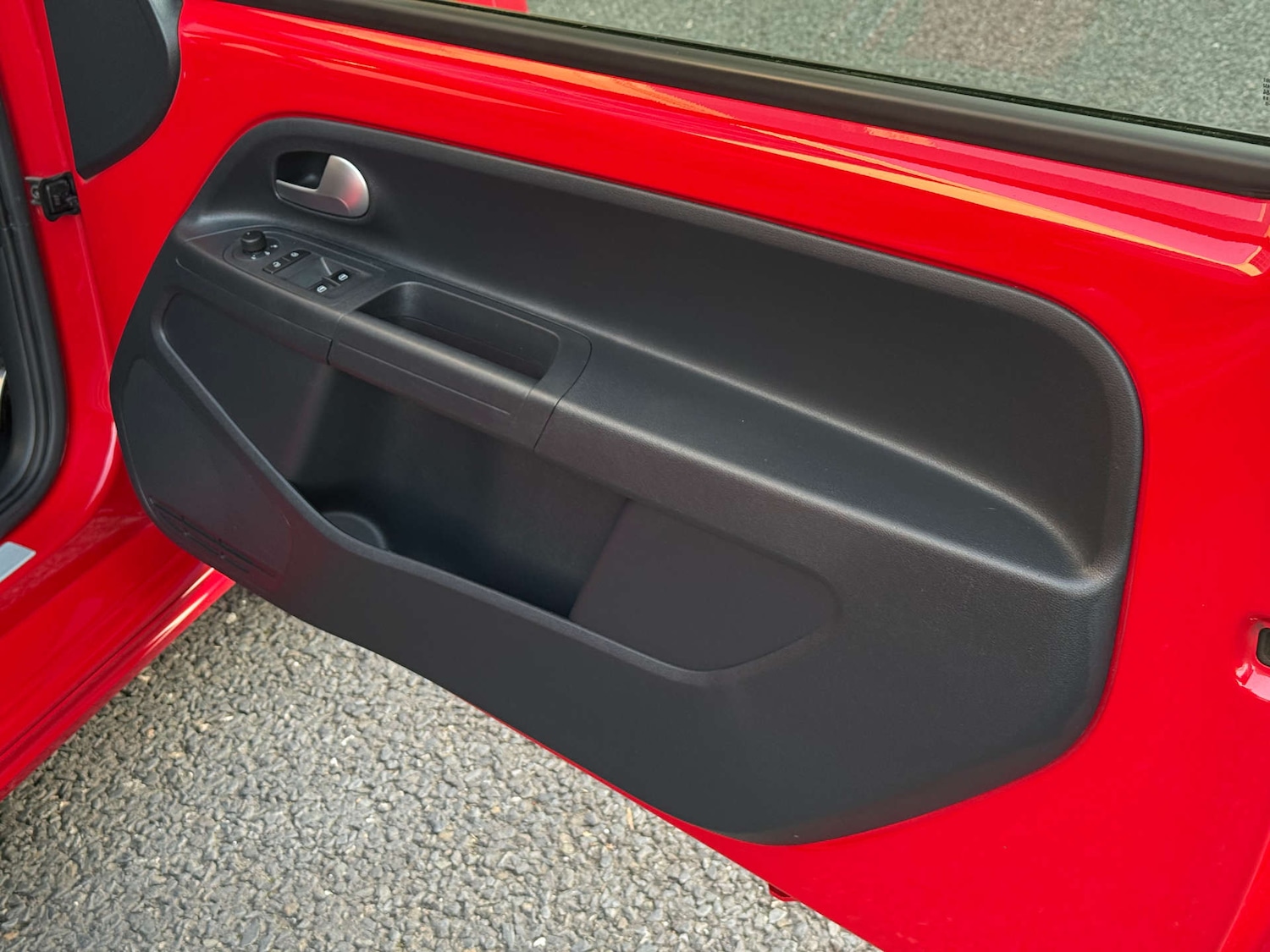 Used Volkswagen up! 2018 for sale - 77073385: Photo 41