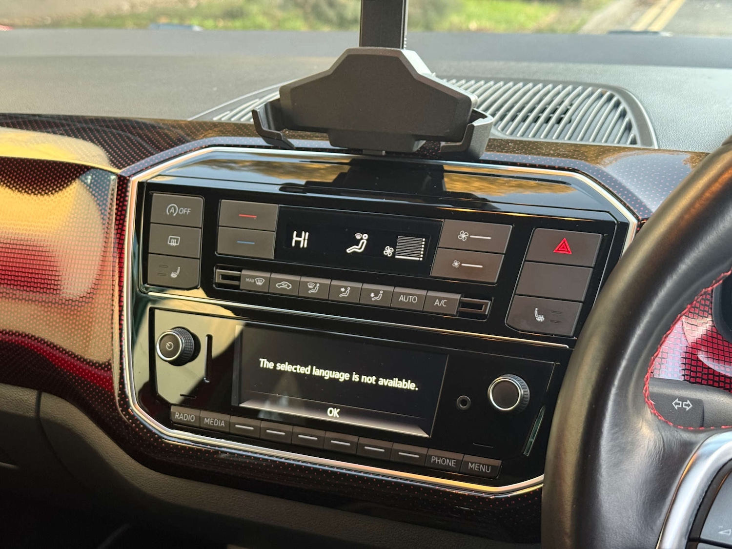 Used Volkswagen up! 2018 for sale - 77073385: Photo 50