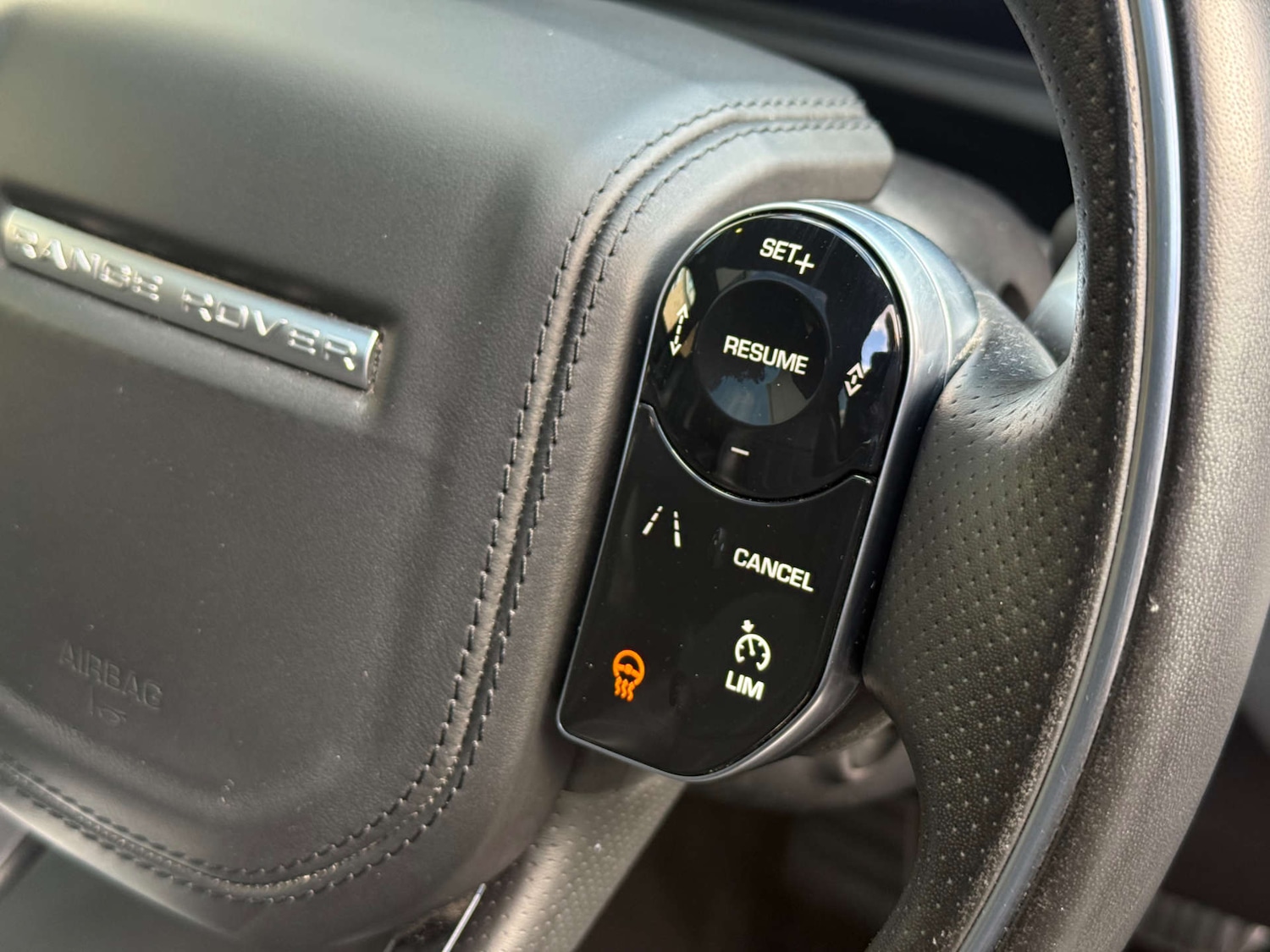 Used Land Rover Range Rover Velar 2019 for sale - 78027684: Photo 46