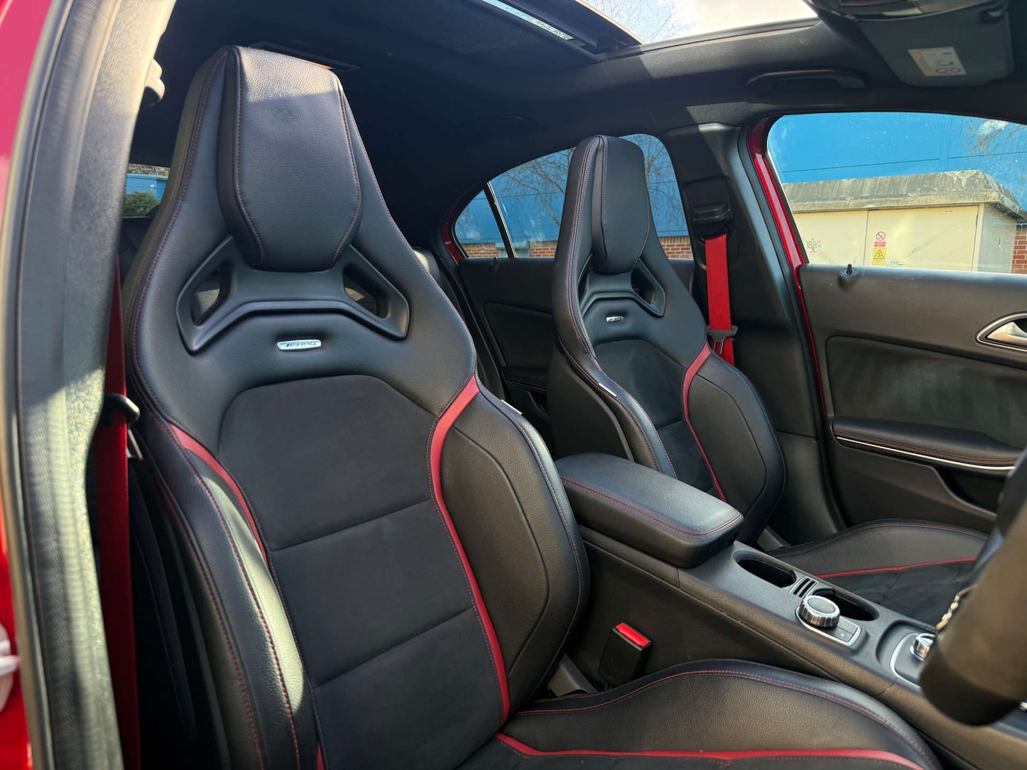 Used Mercedes-Benz A-Class 2015 for sale - 78045916: Photo 32