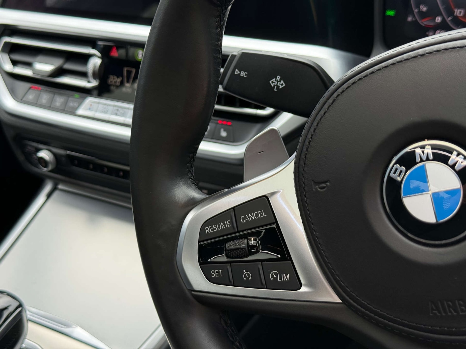 Used BMW 3 Series 2019 for sale - 77662790: Photo 40