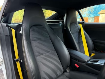Used Porsche Cayman 2019 for sale - 79549631: Photo