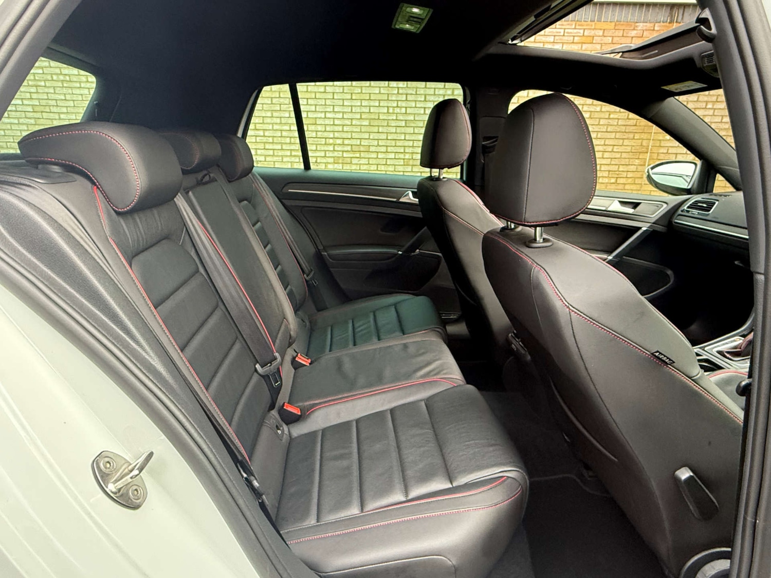 Used Volkswagen Golf 2020 for sale - 76465939: Photo 29