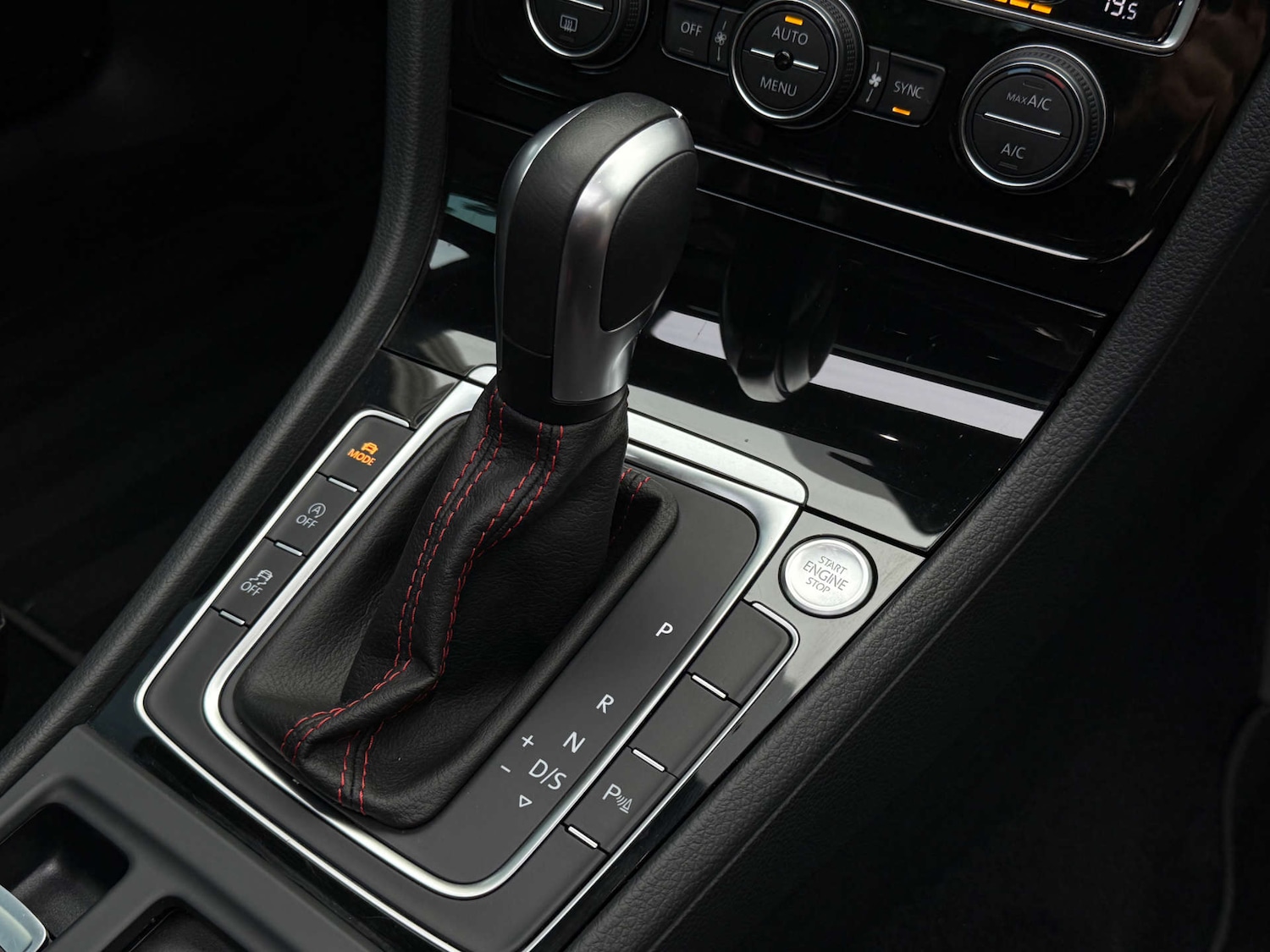 Used Volkswagen Golf 2020 for sale - 76465939: Photo 30