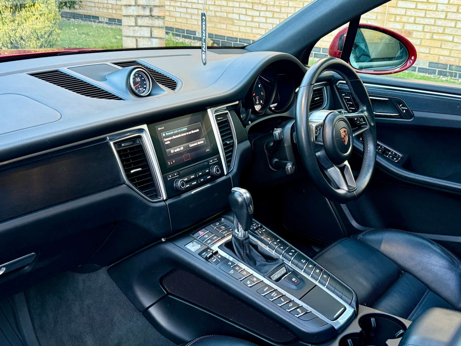 Used Porsche Macan 2016 for sale - 76758475: Photo 2