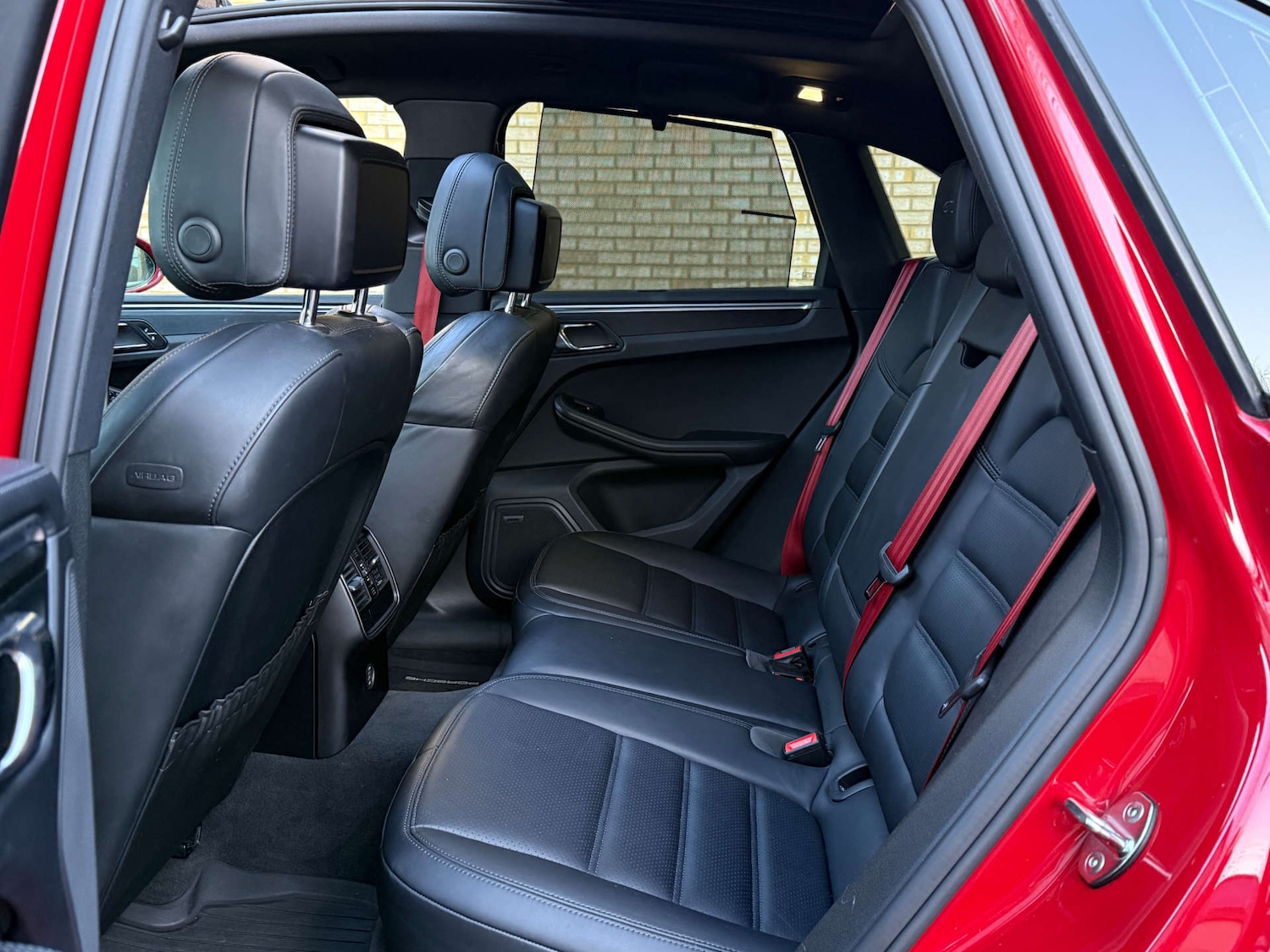 Used Porsche Macan 2016 for sale - 76758475: Photo 29