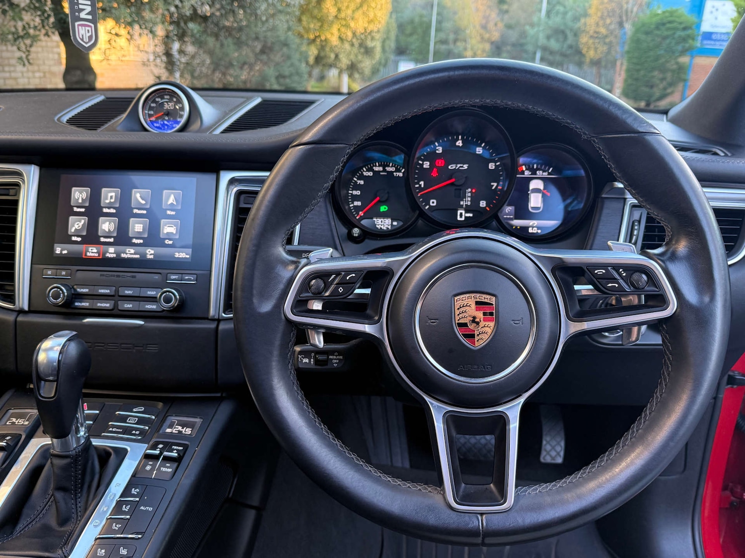 Used Porsche Macan 2016 for sale - 76758475: Photo 37